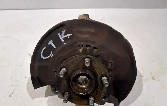 Lexus CT 200H Front wheel hub F05L W227