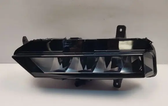Skoda Superb B8 (3V) Front fog light 657941699A