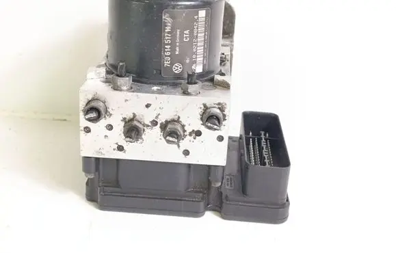 Volkswagen Transporter - Caravelle T5 ABS Pump 7E0907379K 7E0614517H