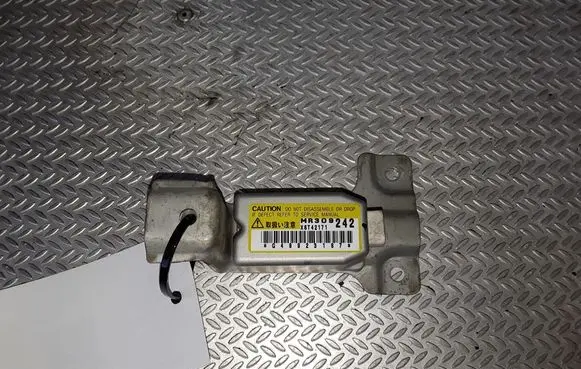 Mitsubishi Galant Airbag deployment crash/impact sensor X6T42171