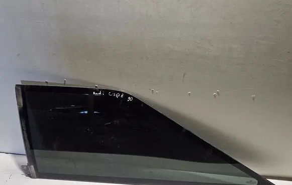 Audi Coupe Rear side window 43R001026