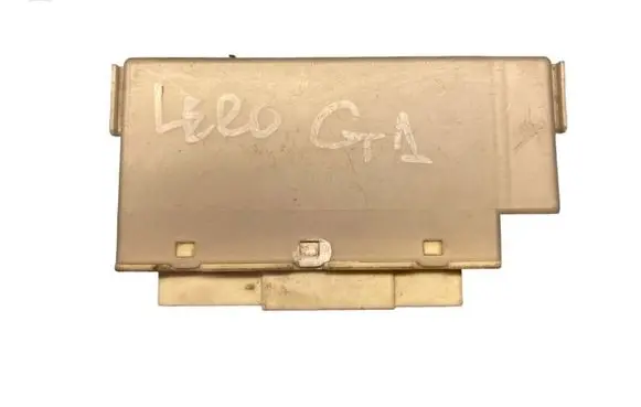 Lexus CT 200H Fuse module 8264175080 72818792