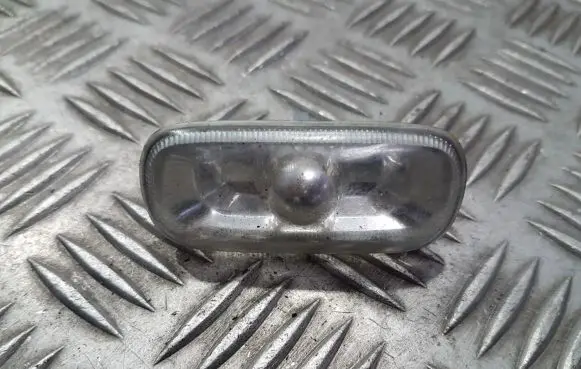 Audi A4 S4 B6 8E 8H Front fender indicator light 8E0949127
