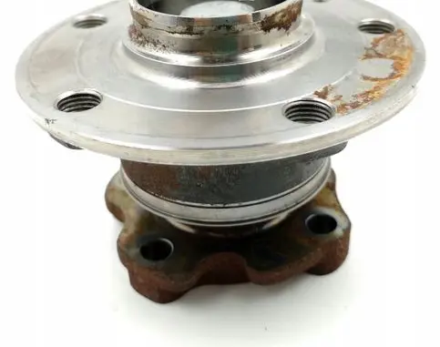 Audi A3 S3 8L Front wheel hub 8V0598611A