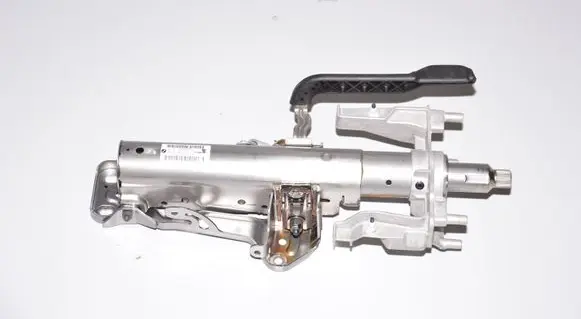 Steering wheel axle set