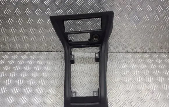 Mitsubishi Pajero Pinin Gear shifter surround trim plastic