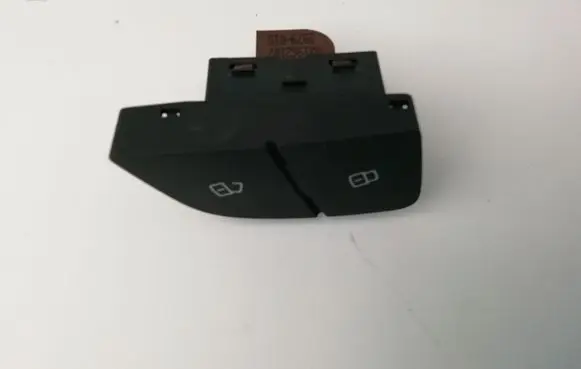 Audi A1 Central locking switch button 8X1962107