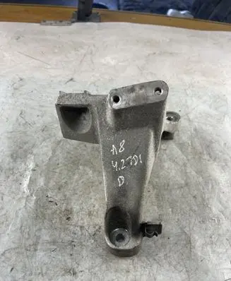 Audi A8 S8 D3 4E Engine mounting bracket 4E0199308BJ