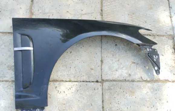 Jaguar XF X250 Fender C2Z16958 8X2316E004A