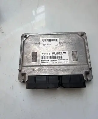 Audi A4 S4 B7 8E 8H Engine control unit/module 8E0906018AM 5WP4422201