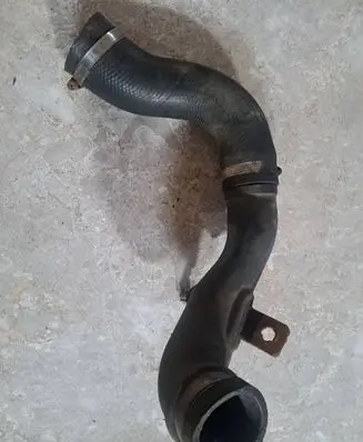 Toyota Avensis T270 Intercooler hose/pipe 173620R030