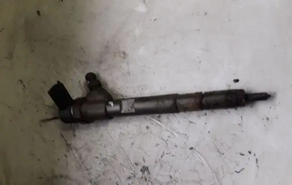 Jeep Cherokee Fuel injector