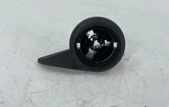Renault Megane E-Tech Seat adjustment handle L002006905
