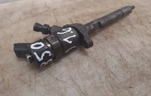 Volvo V50 Fuel injector 0445110188