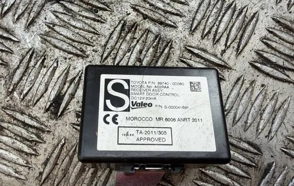 Toyota Yaris Door central lock control unit/module 897400D080