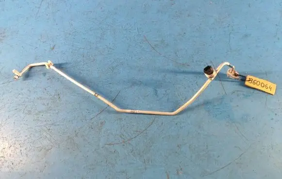 Nissan X-Trail T33 Air conditioning (A/C) pipe/hose 924406RF2D