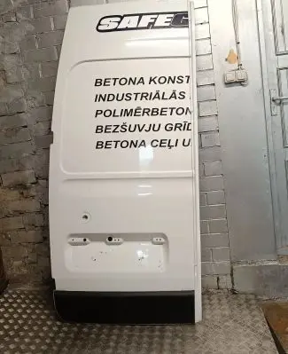 Renault Master III Back/rear loading door 901210002R