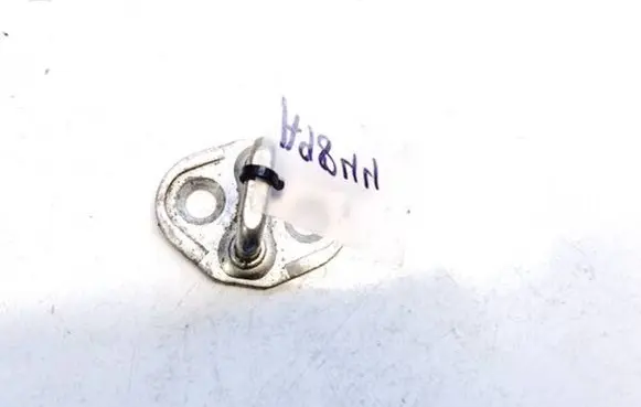 Mazda 6 Front door lock loop/hook striker 7k07
