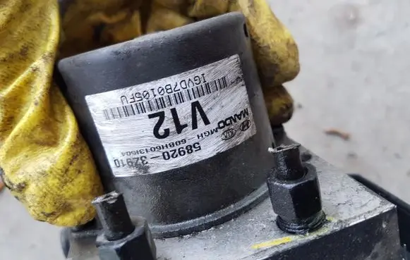Hyundai i40 ABS Pump 58920-3Z910