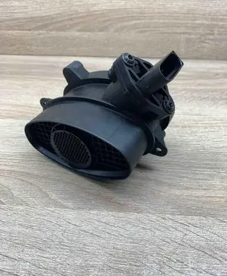 BMW 3 E46 Mass air flow meter 0928400527