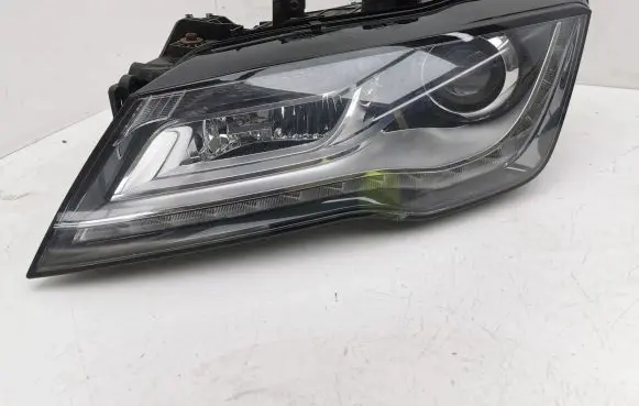 Audi A7 S7 4G Headlight/headlamp 4G8941005D