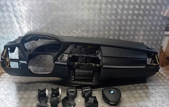 BMW X6 E71 Central console control unit 