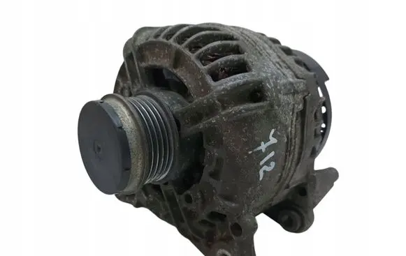Volkswagen PASSAT B5.5 Generator/alternator 028903031