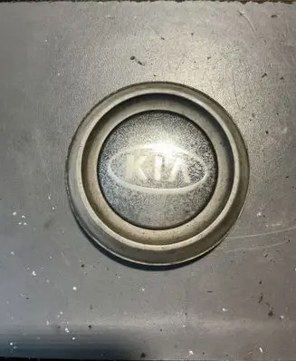 KIA Sorento Original wheel cap 529603E010