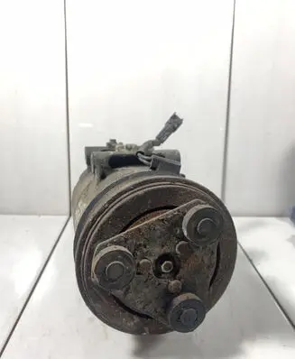 Volvo V50 Air conditioning (A/C) compressor (pump) 20070821