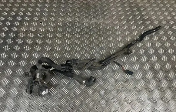 Volvo V60 Engine coolant pipe/hose 31368176 31338173