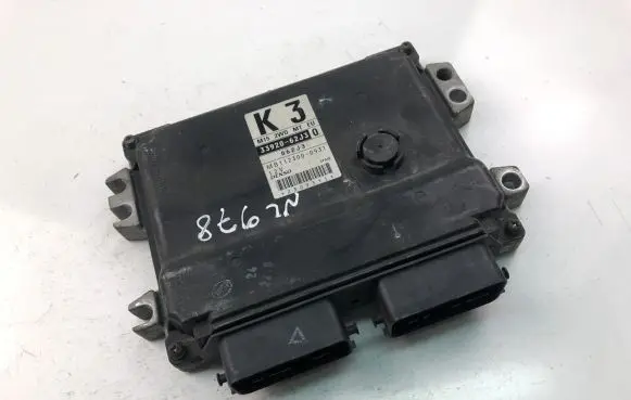 Suzuki Swift I Engine control unit/module 3392062J30
