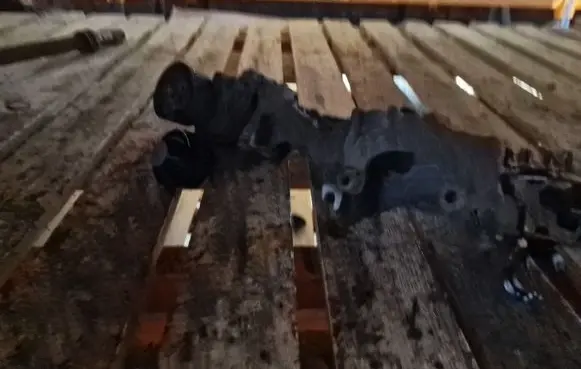 Renault Laguna III Generator/alternator bracket 