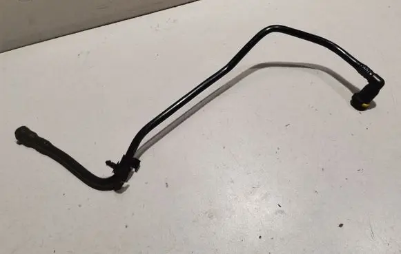 Land Rover Defender Engine coolant pipe/hose M8B29P923BB