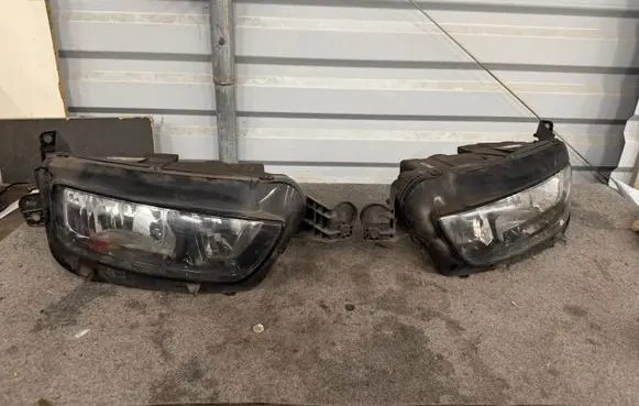 Citroen C4 II Picasso Headlights/headlamps set 
