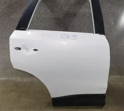 Mazda CX-3 Rear door