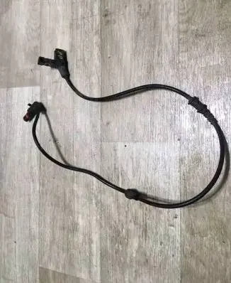 Mercedes-Benz C W204 Front ABS sensor wiring a2044407910