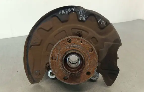 Volkswagen PASSAT B8 Front wheel hub