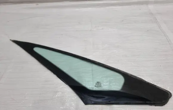 Ford S-MAX Front triangle window/glass 