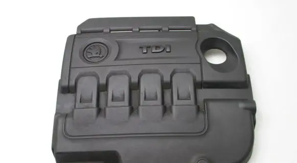 Skoda Octavia Mk3 (5E) Engine cover (trim) 04L103925C