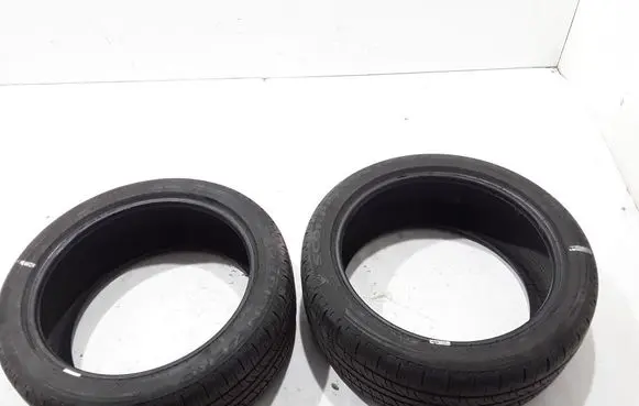 Volvo V60 R19 summer tire 23545R19