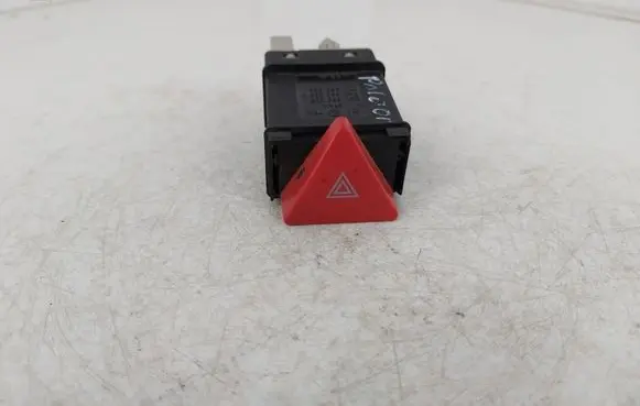 Volkswagen Polo III 6N 6N2 6NF Hazard light switch 6N0953235 6N0953235A