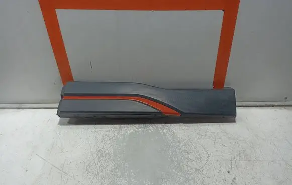 Subaru Forester SK Rear door trim (molding) 91112SJ390