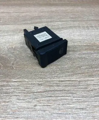 Audi 80 90 S2 B4 Windscreen/window heater switch 893941503
