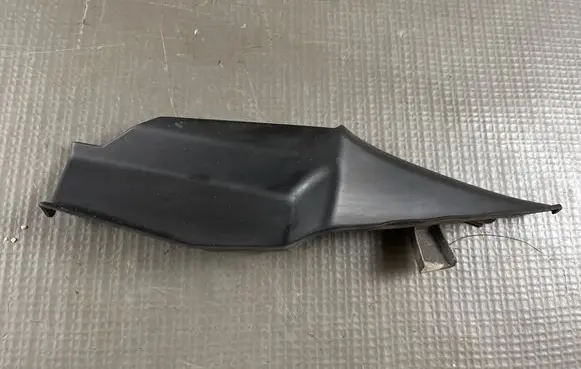 Peugeot 208 II Fender end trim 9823301980