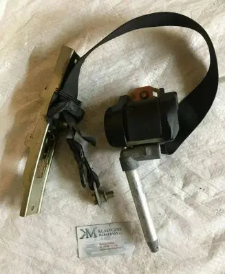 Mercedes-Benz E W124 Front seatbelt 1248603985