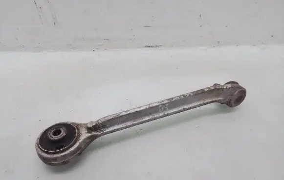 Volkswagen PASSAT B5 Front lower control arm/wishbone