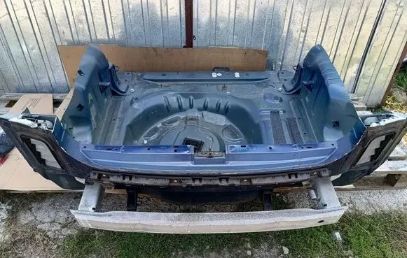 Opel Crossland X Rear bumper support beam 