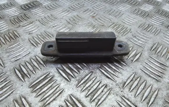 Toyota Verso Tailgate opening switch 