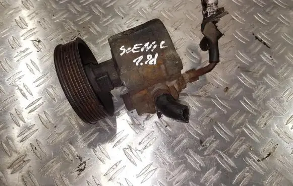Renault Scenic I Power steering pump 7700840106