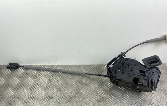 Seat Arona Front door lock B6A5TB837016A